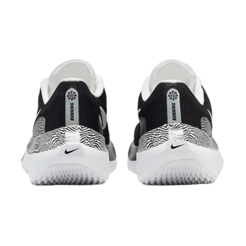 NWT Nike Women's Zoom Fly 5 Running Shoes - Picture 8 of 8